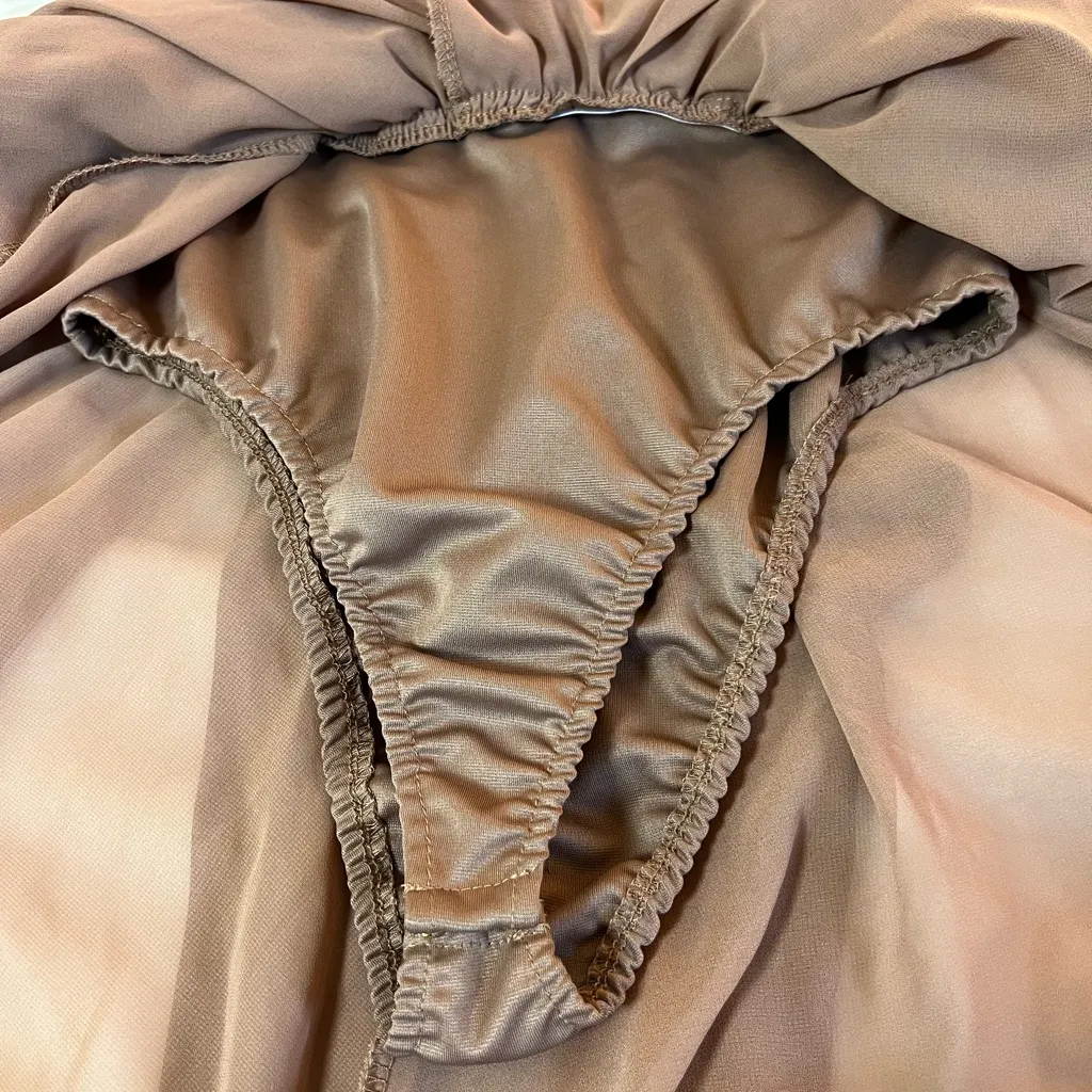 Naked Wardrobe Beige‎ Jumper Mesh
Sleeves Belted Waist Size Medium - Image 6