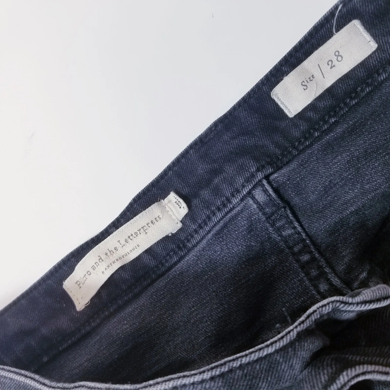 Anthropologie Pilcro & the Letterpress Women's Black High Rise  Frayed Hem Jeans - Image 4