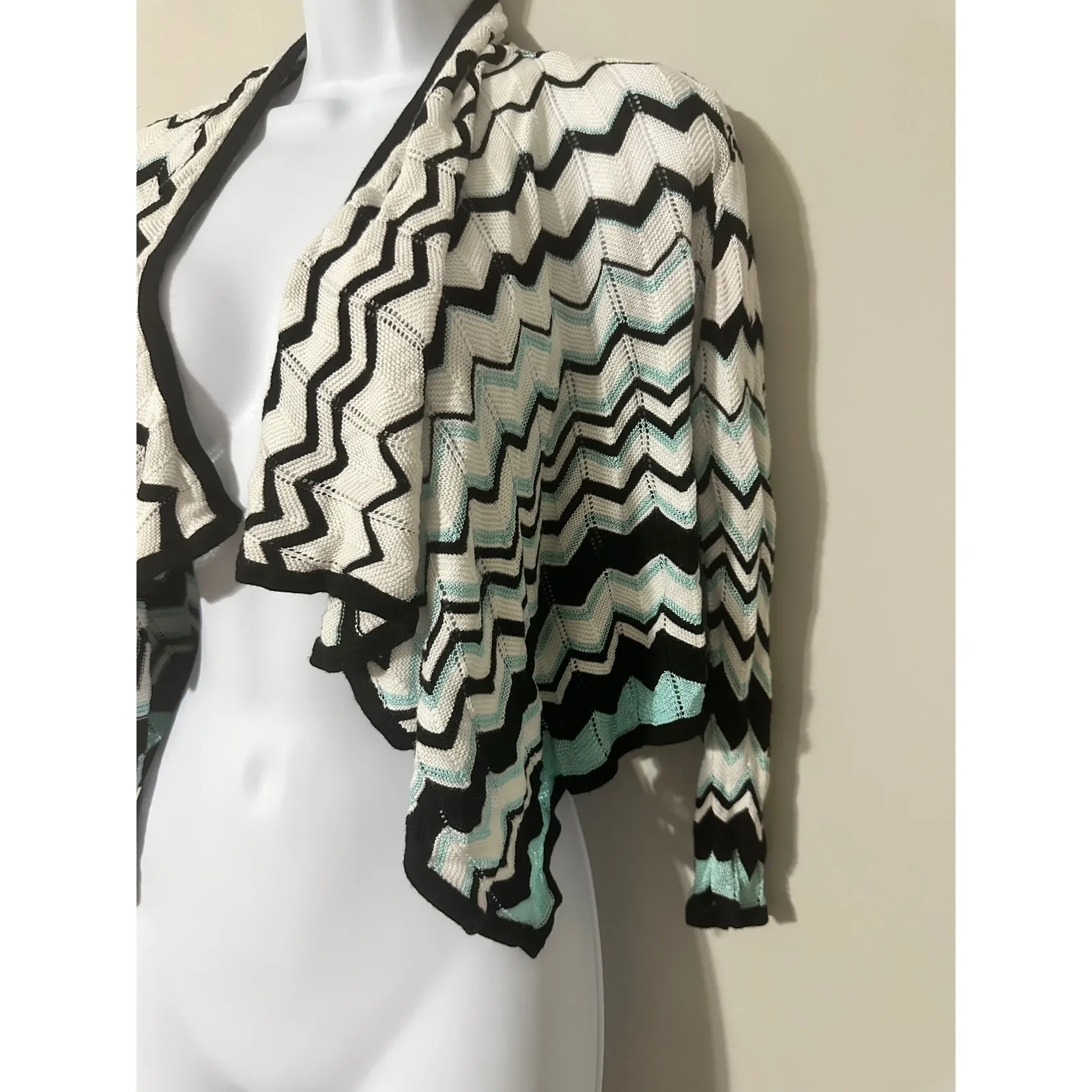 Cache Knit Cardigan M Chevron Zig Zag Open Front Black White Blue‎ Rayon - Image 2