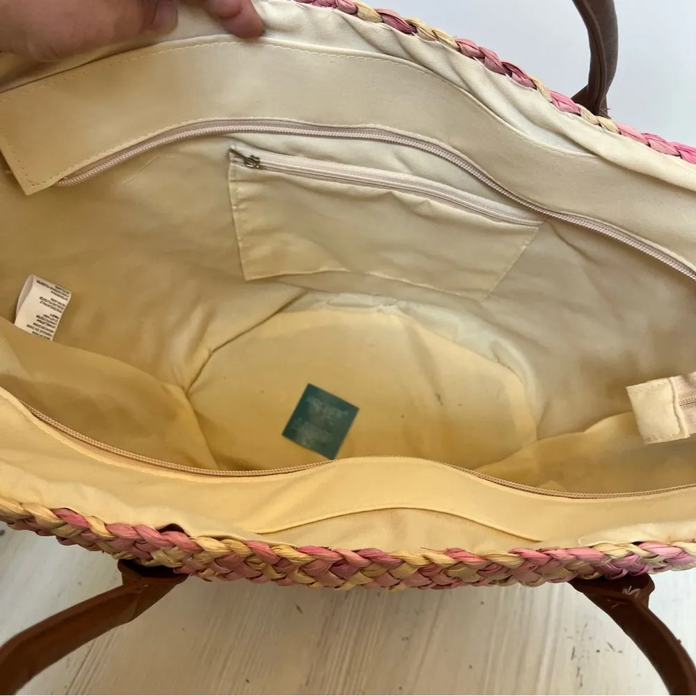 NWOT Falls Creek Cream & Pink Straw Tote Bag One Size Beach Everyday Purse - Image 4