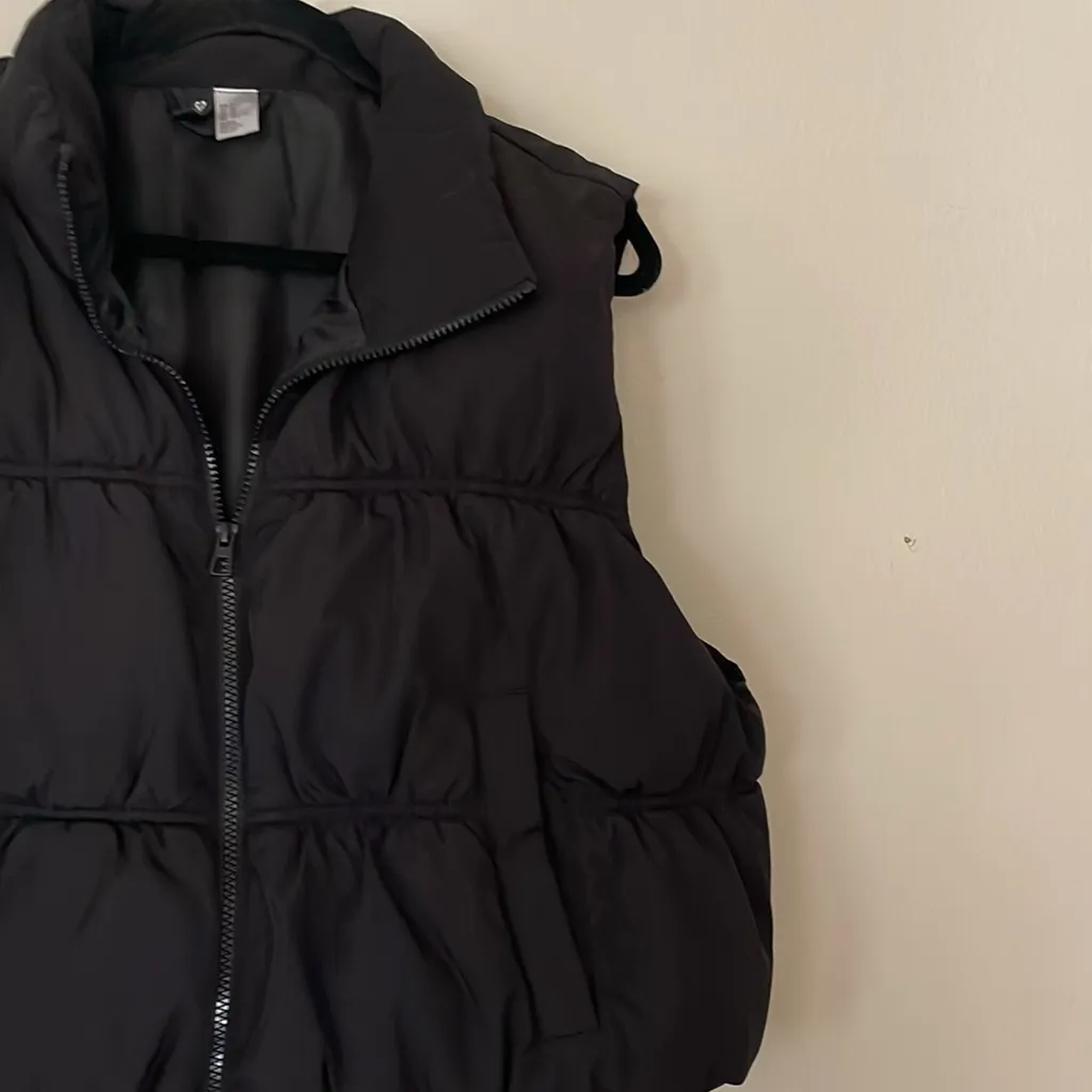 Divided Black Quilted Puffer Vest Size XL - Image 9