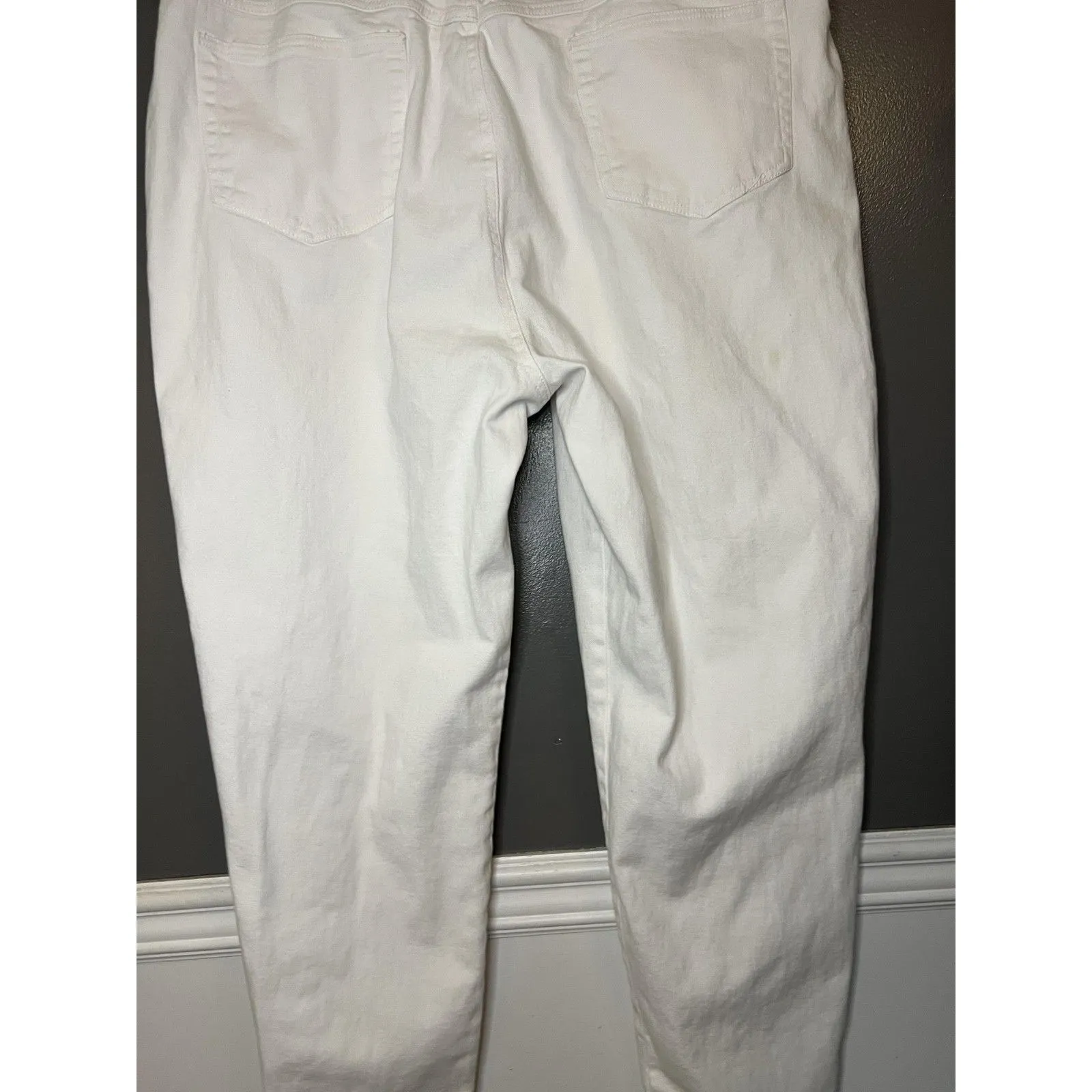 Bongo Jeans Womens 24W White High Rise Tapered Denim Mom Pants Plus Size Jeans - Image 6