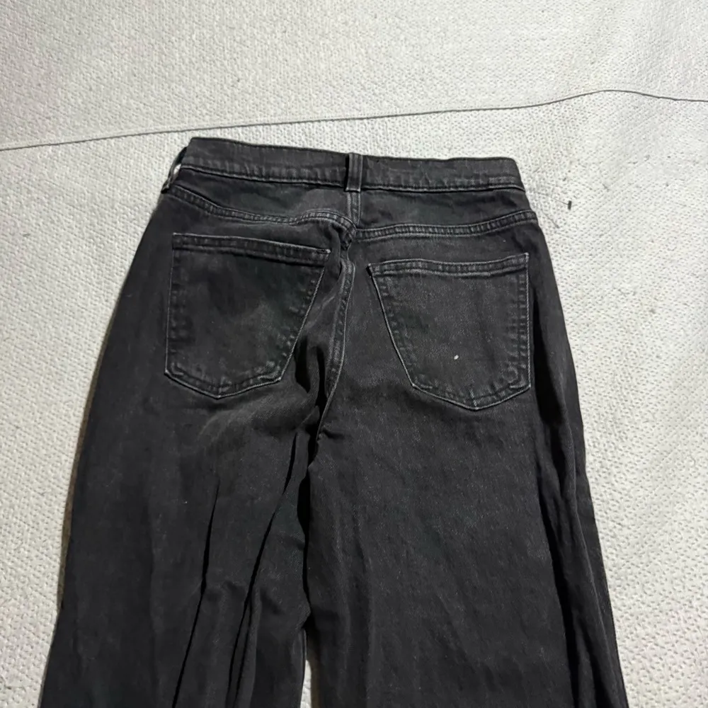 Universal Thread Black High Rise Flare Denim Jeans Size 4 EUC - Image 6