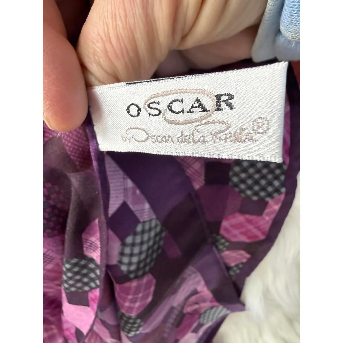 Oscar de la Renta Purple Silk Scarf with Geometric Pattern - Image 4