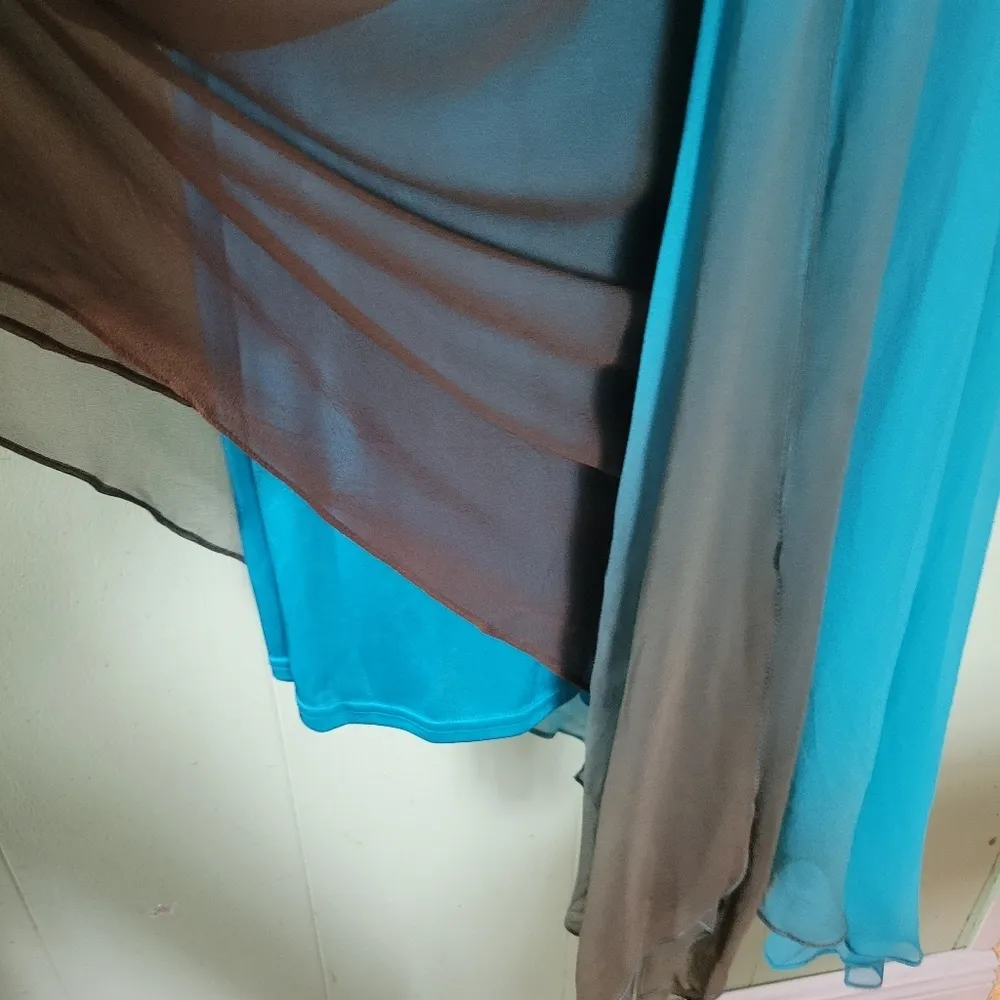 Sue Wong 2 tone halter style formal dress size 4 - Image 7