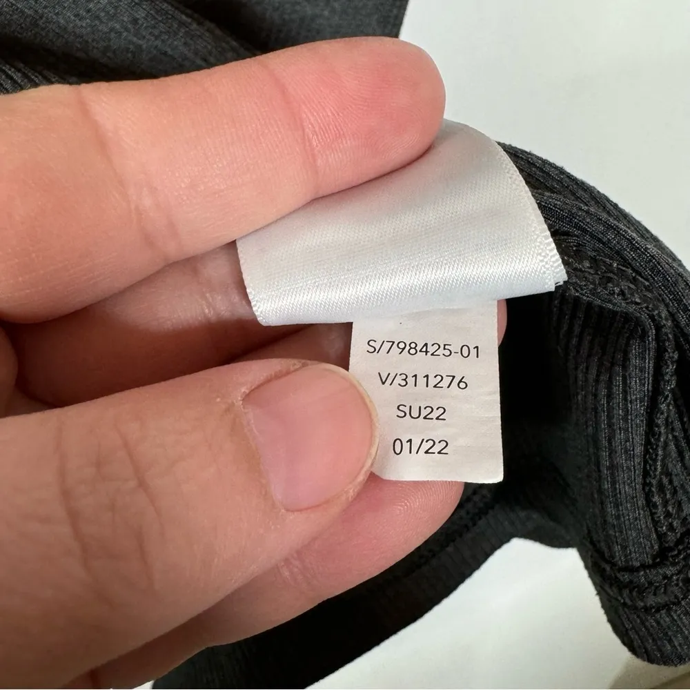 Athleta Gray Ribbed Tank Top Size Large‎ - Image 5