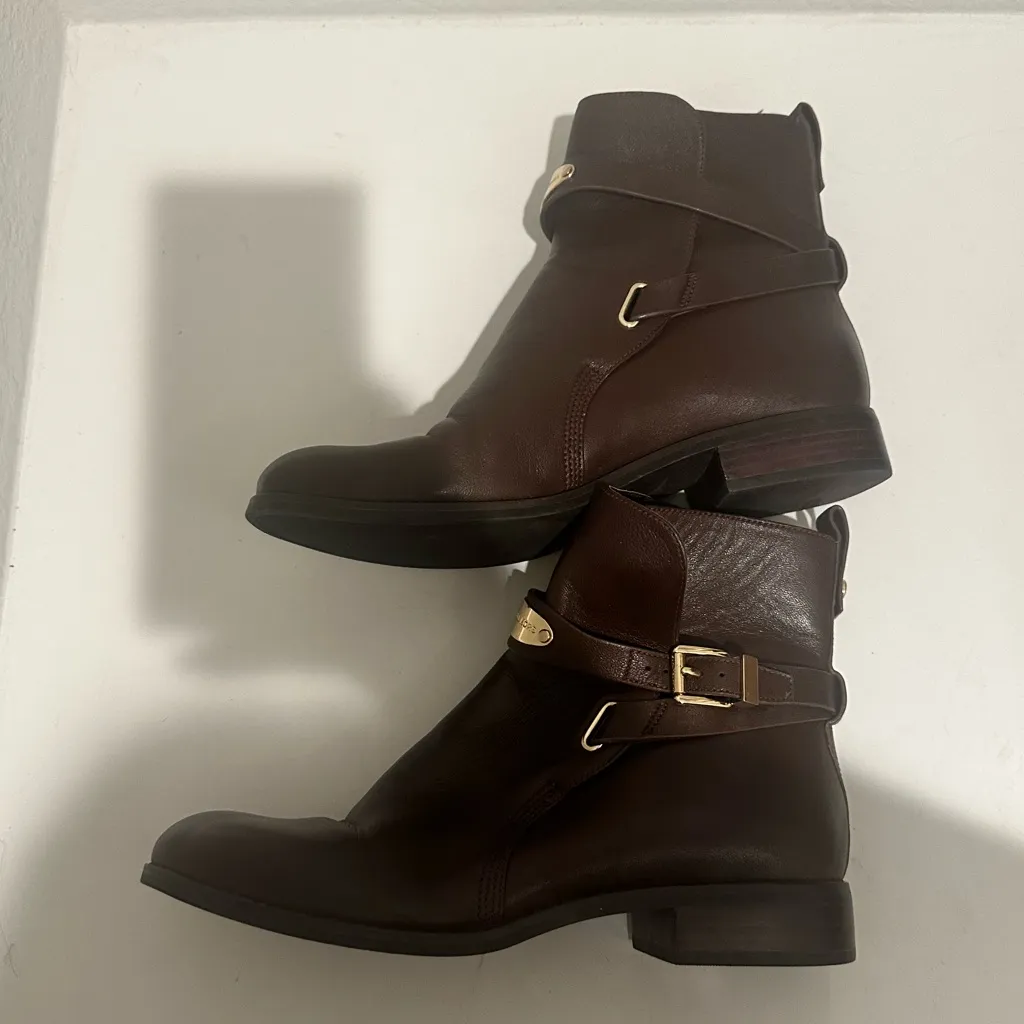 MICHAEL Michael Kors Arley Moto Buckled Ankle Boots Size 8 Dark Brown Leather - Image 4