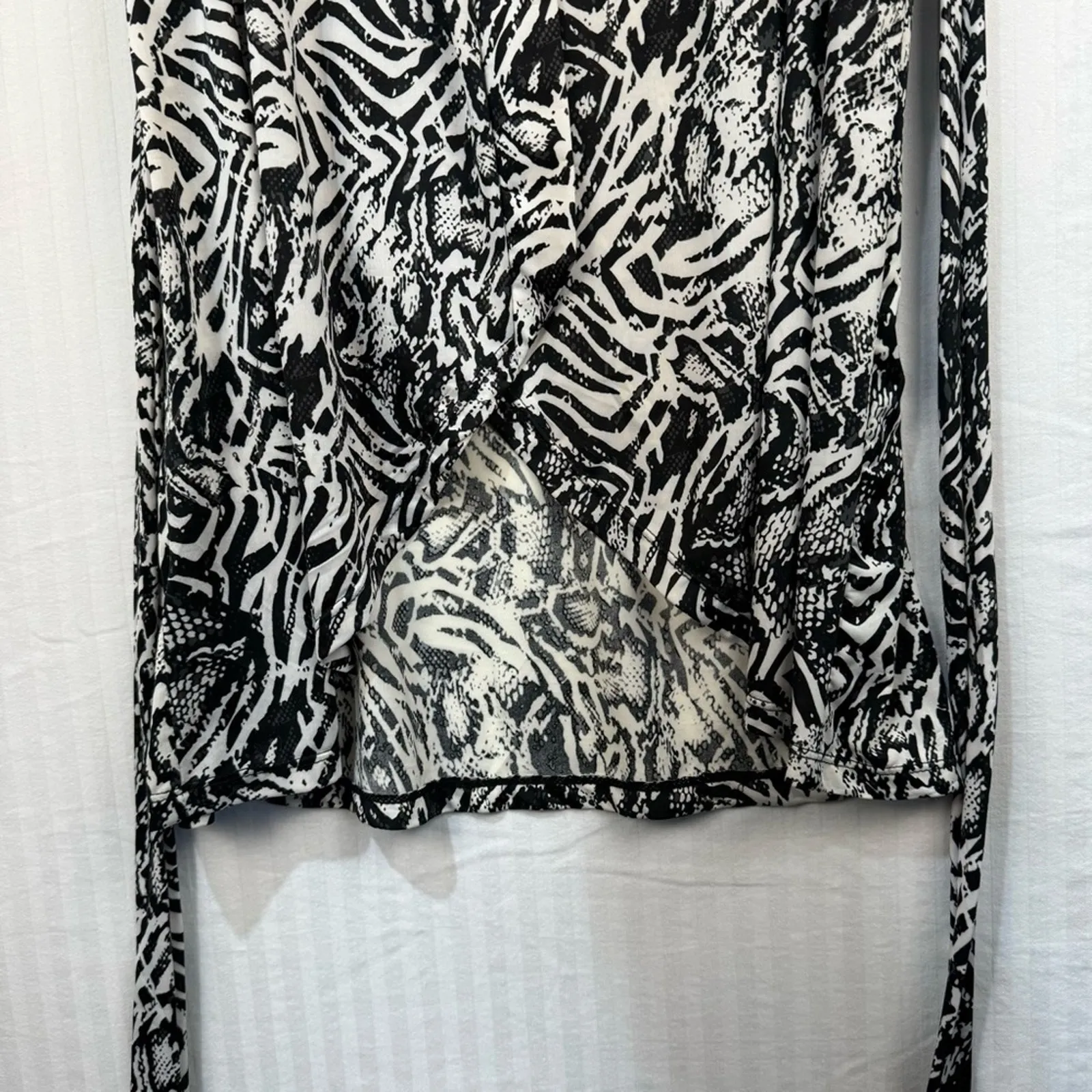 Body Touch Satin Chemise Slip Robe Set Women’s Medium Lace Lingerie Animal Print - Image 9