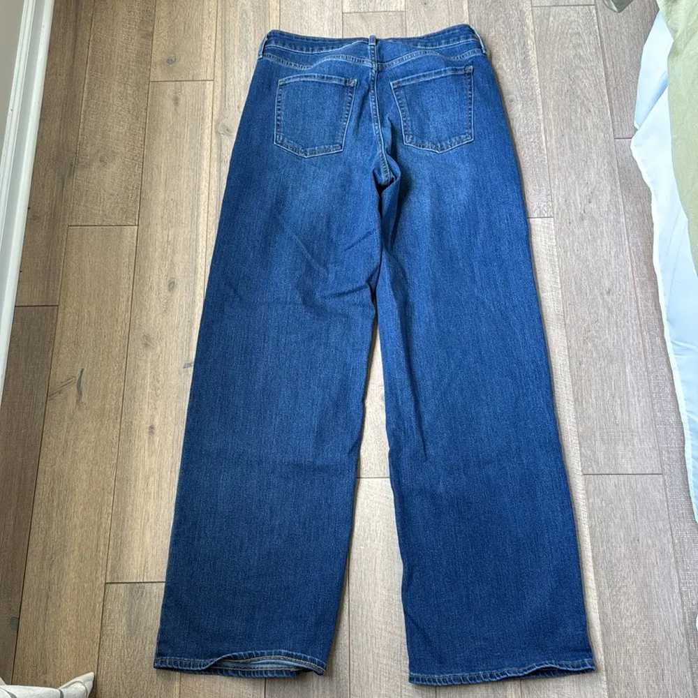 Old Navy Wow Wide Leg High-Rise Jeans - Image 6