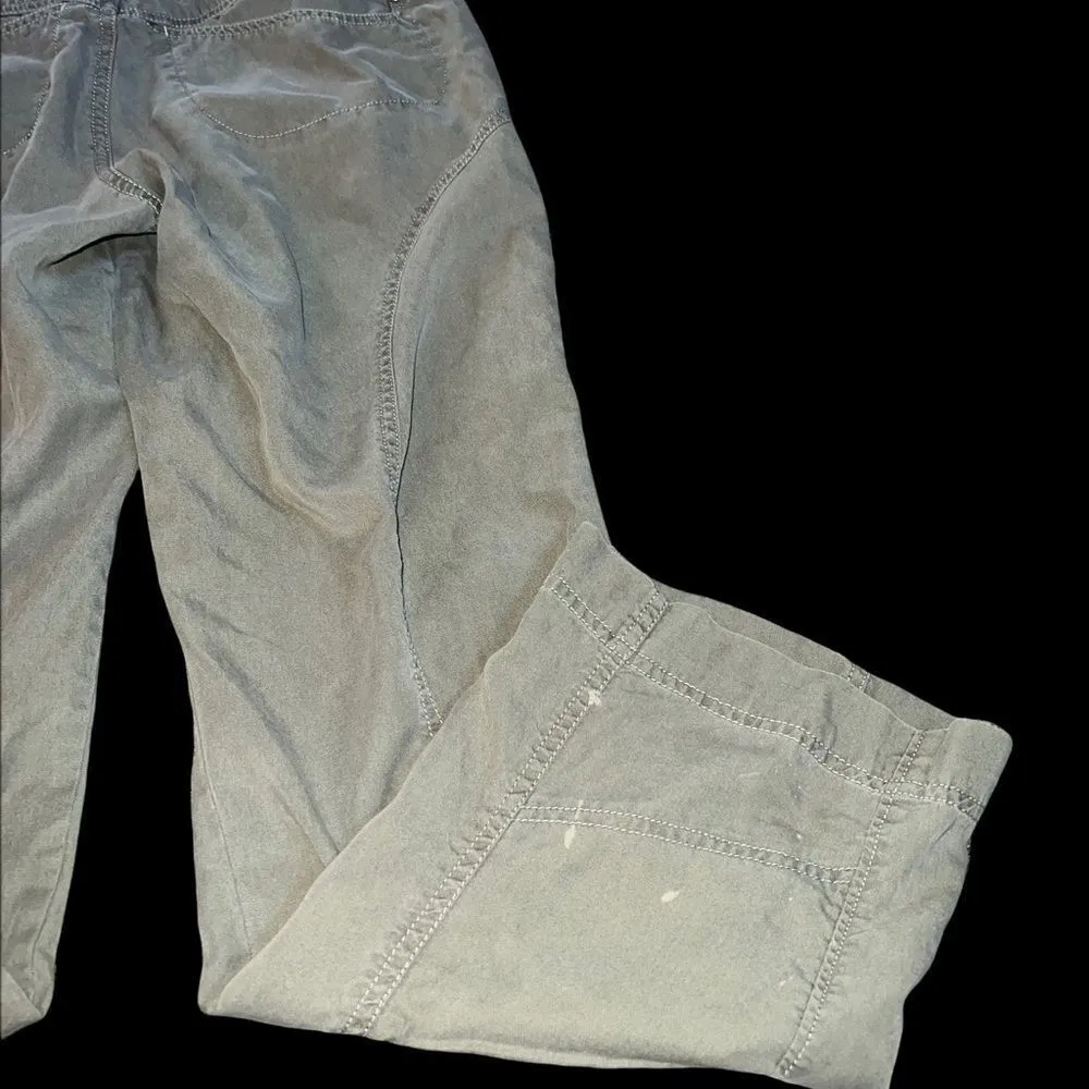 Athleta sage green lyocell pants with vented /zipper knees and pockets 6 petite - Image 8