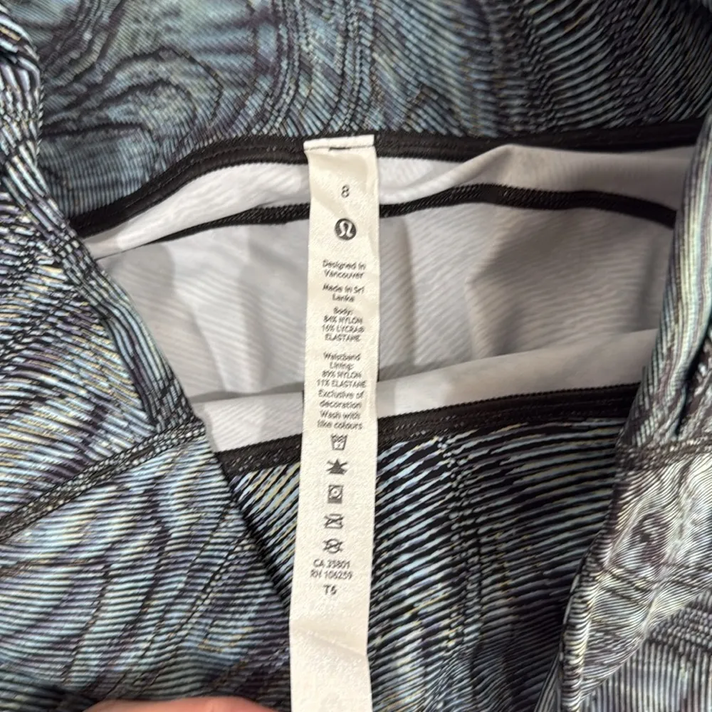 Lululemon Fast and Free High Rise Crop 23"
Dimensional Icing Blue Multi EUC - Image 11