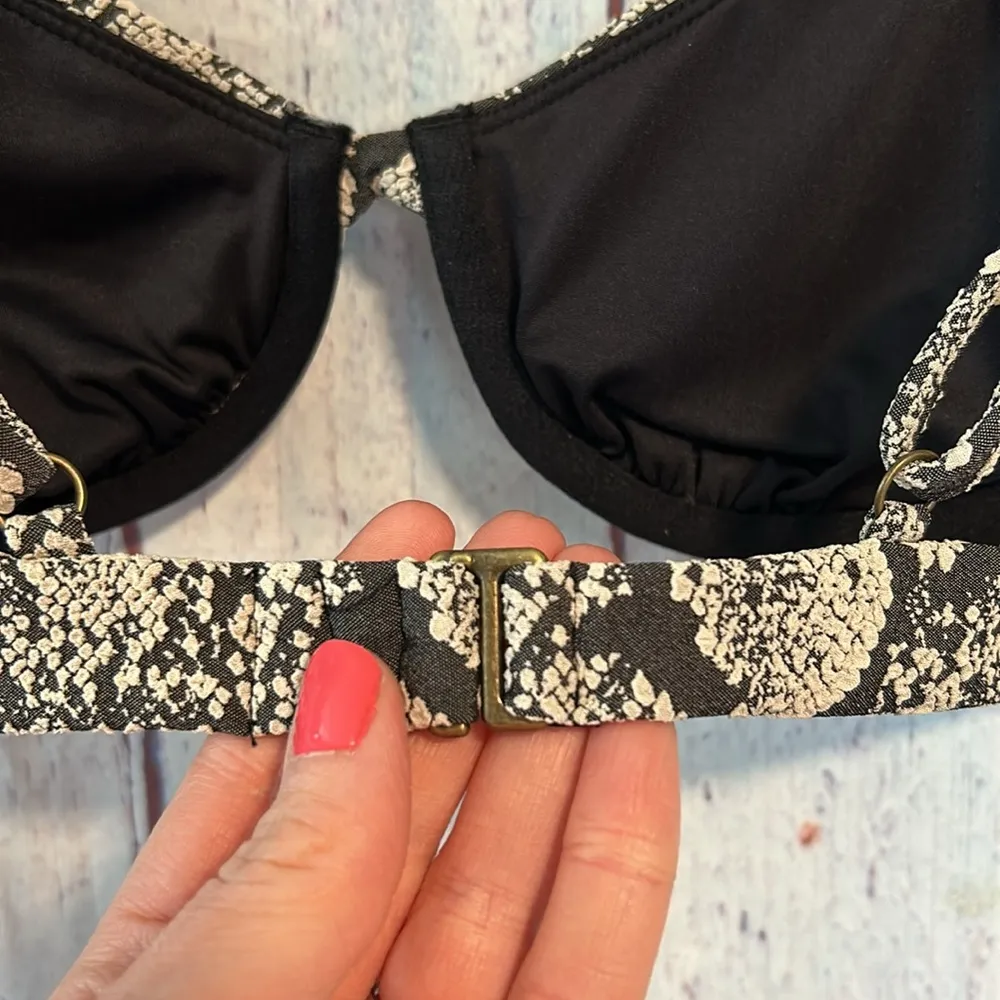 NWT Andie Swim The Sicily Top - Image 8