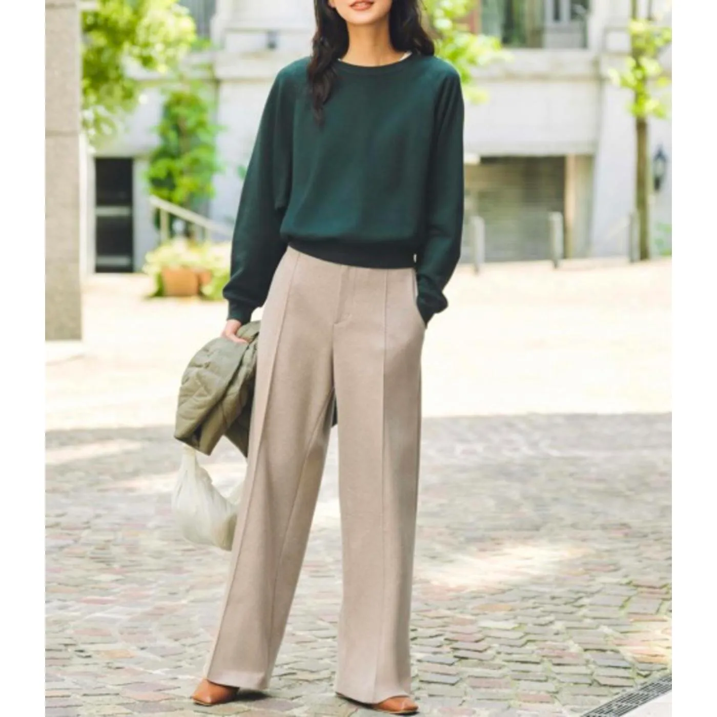 Uniqlo Cropped Sweatshirt NWT Green XS - Image 3