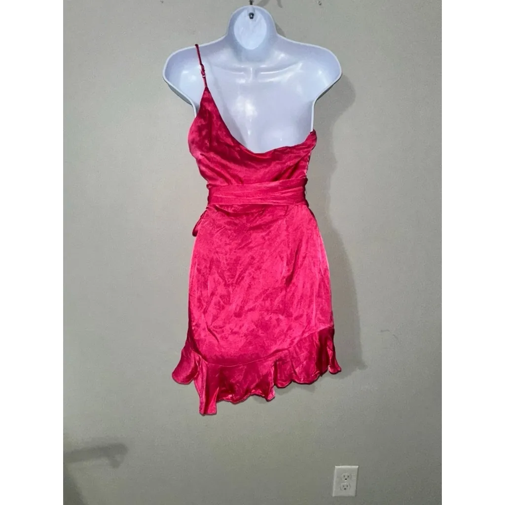 SELFIE LESLIE DONT WAIT UP ONE SHOULDER WAIST TIE DRESS BARBIE‎ HOT PINK SIZE M - Image 9