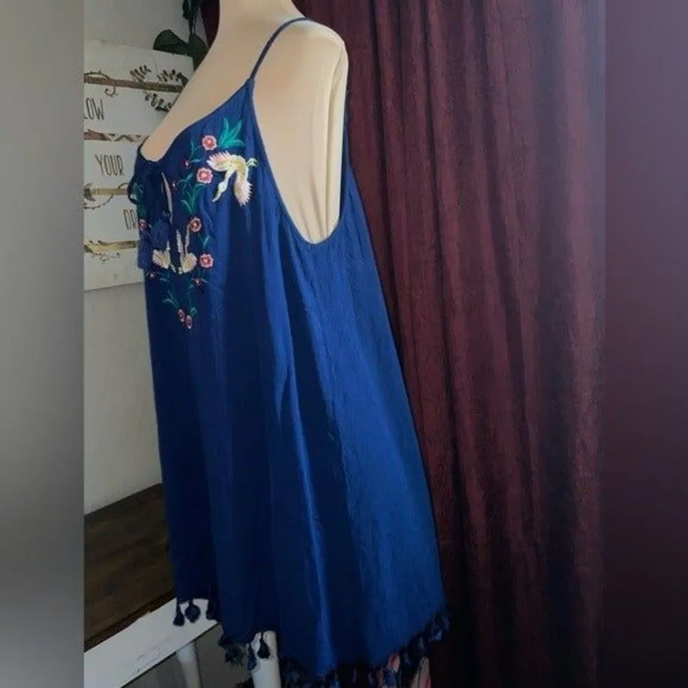 Francesca's Collection Embroidered Navy blue crane bird dress cover up Sz medium - Image 6