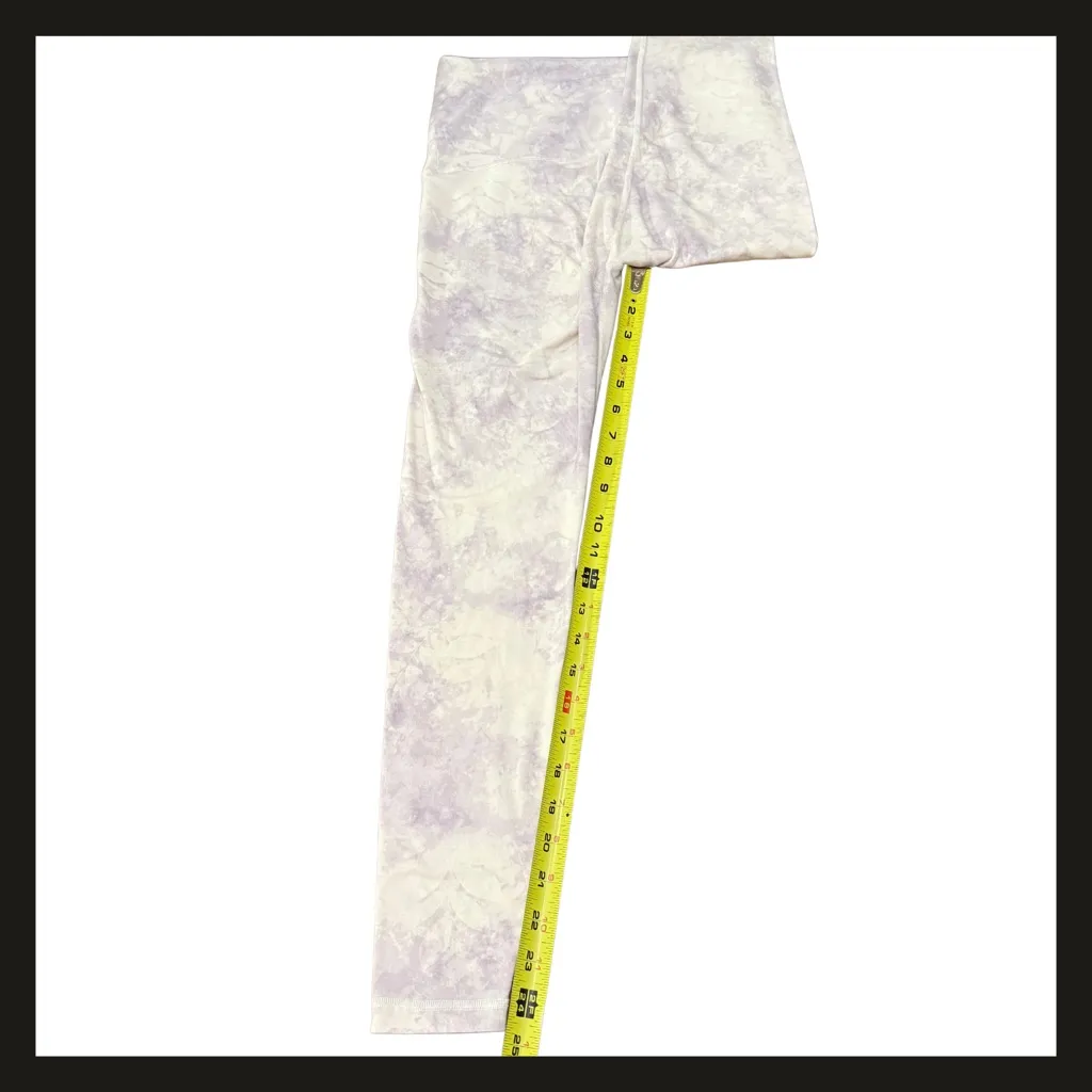 Old Navy High Rise Tie Dye Go-Dry Leggings XS Purple White Stretch Yoga Pants - Image 5