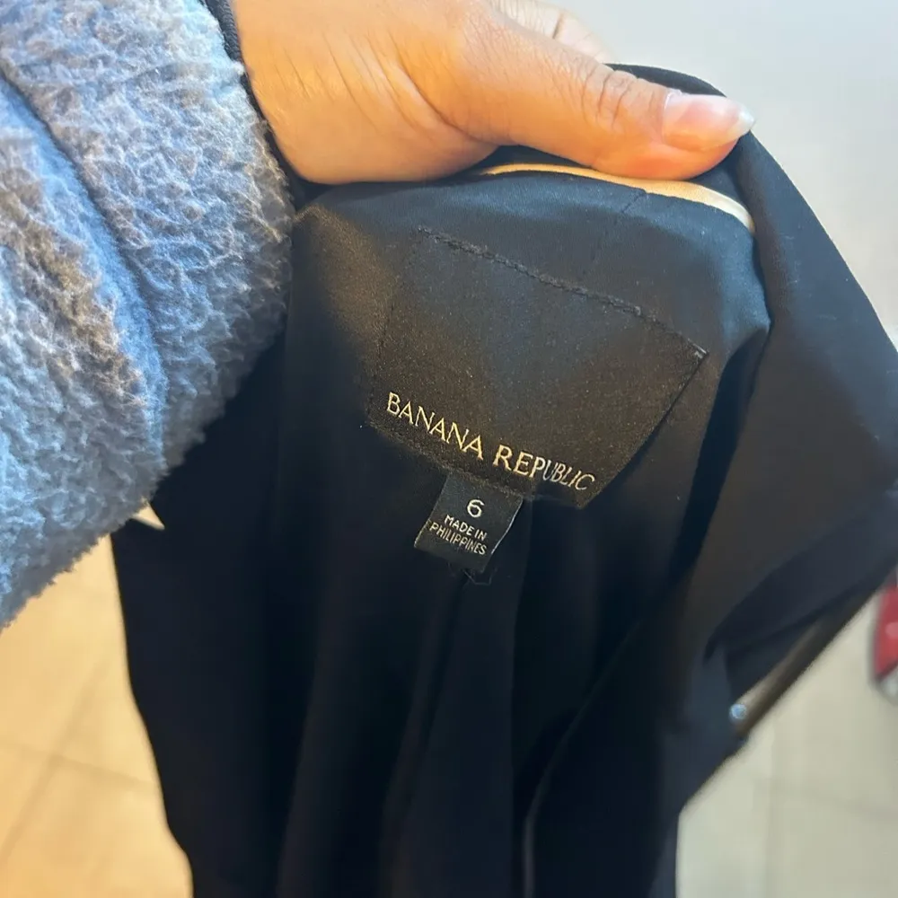 Banana Republic Black Wool Single Button Blazer - Image 3