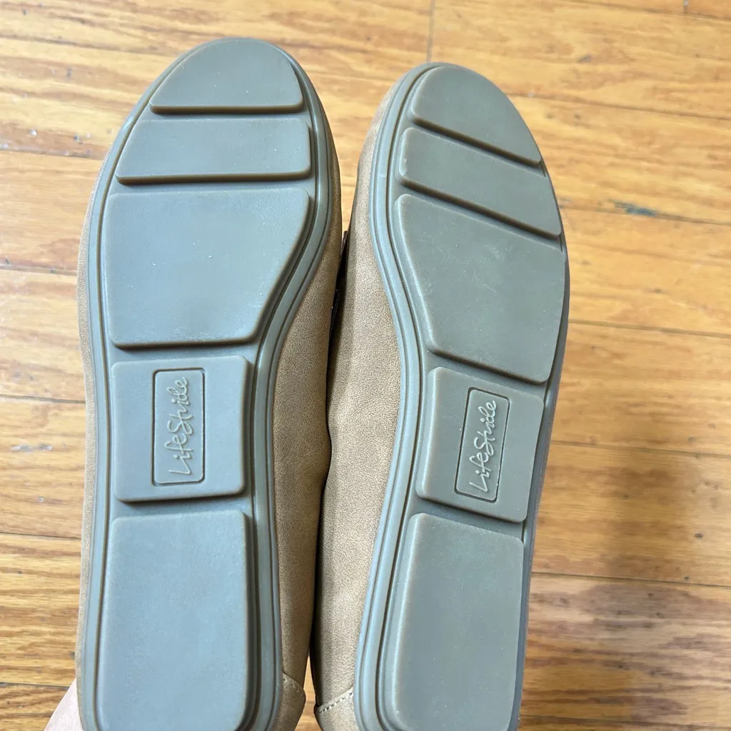 NEW Life Stride women suede Slip-On Loafers size 8 - Image 3