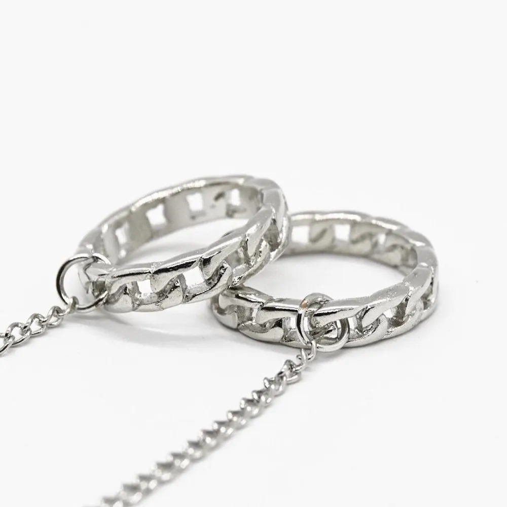 Edgy Chain Ring Silver - Image 2