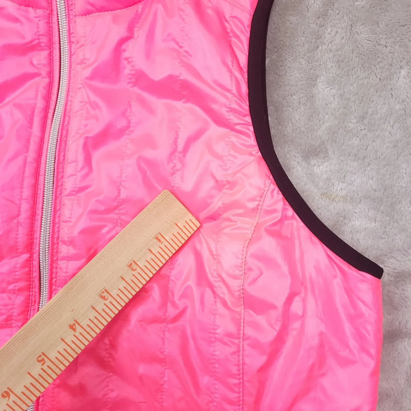 Lauren Ralph Lauren‎ Active Pink Puffer Vest size Small Neon Pink Outdoor - Image 6