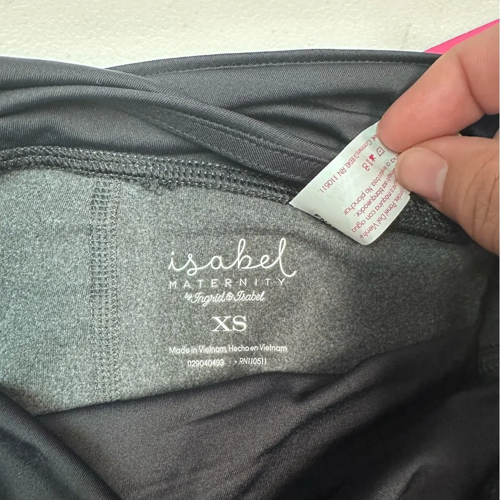 Ingrid & Isabel Gray Leggings Modern Athletic Design Size undefined - Image 6