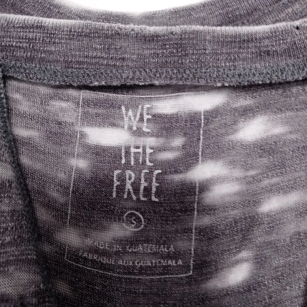 Free people gray top with keyhole on front size small - Image 3