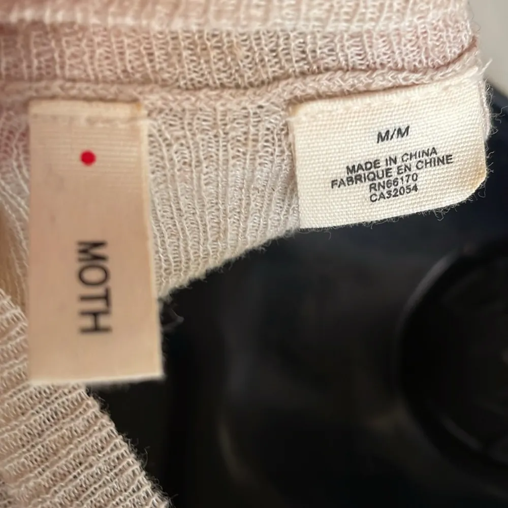 Anthropology/moth size medium, women’s knit, long sleeve, lightweight crewneck.‎ Tan - Image 8