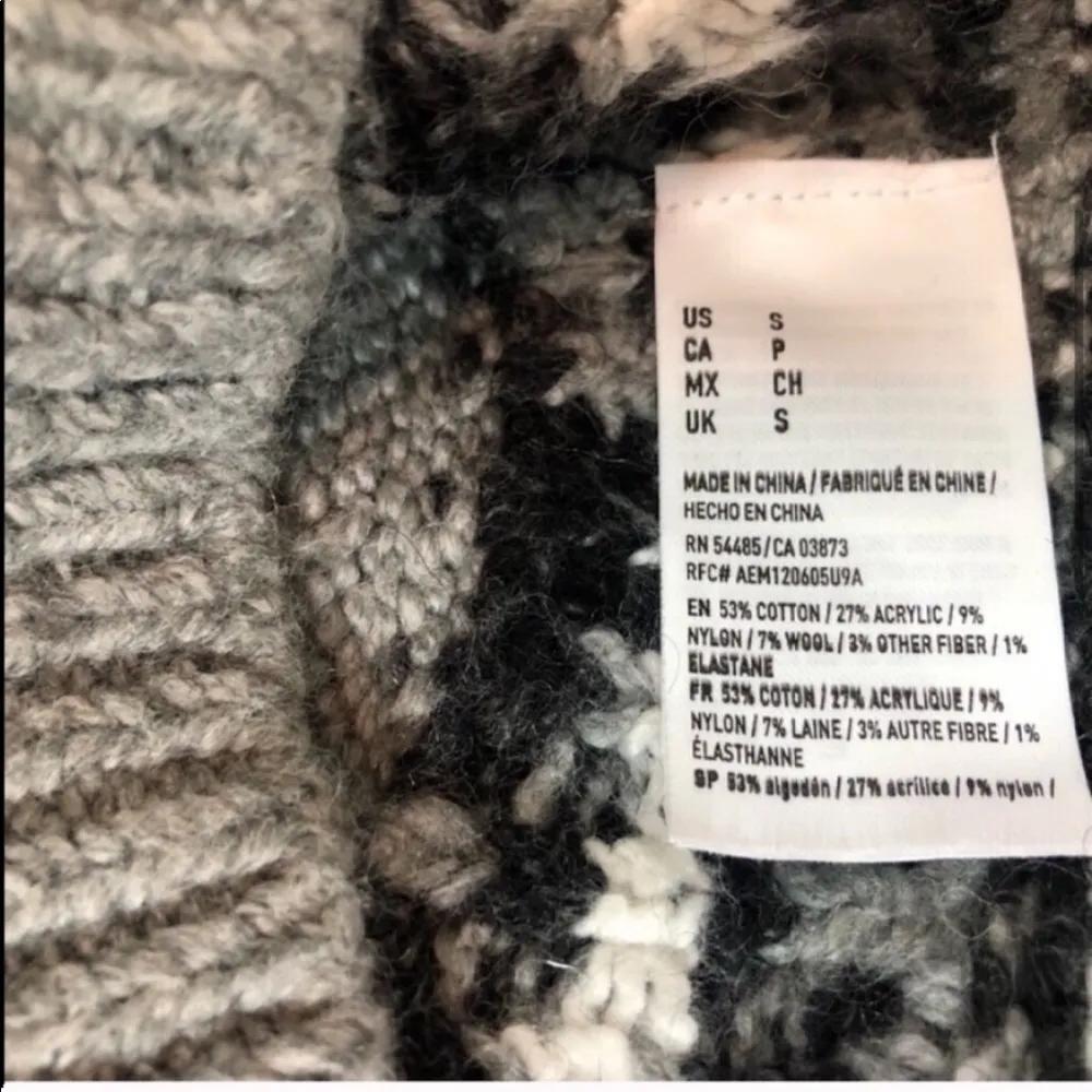 🆕 American Eagle high low gray pullover cozy knit gray white tunic sweat… - Image 5