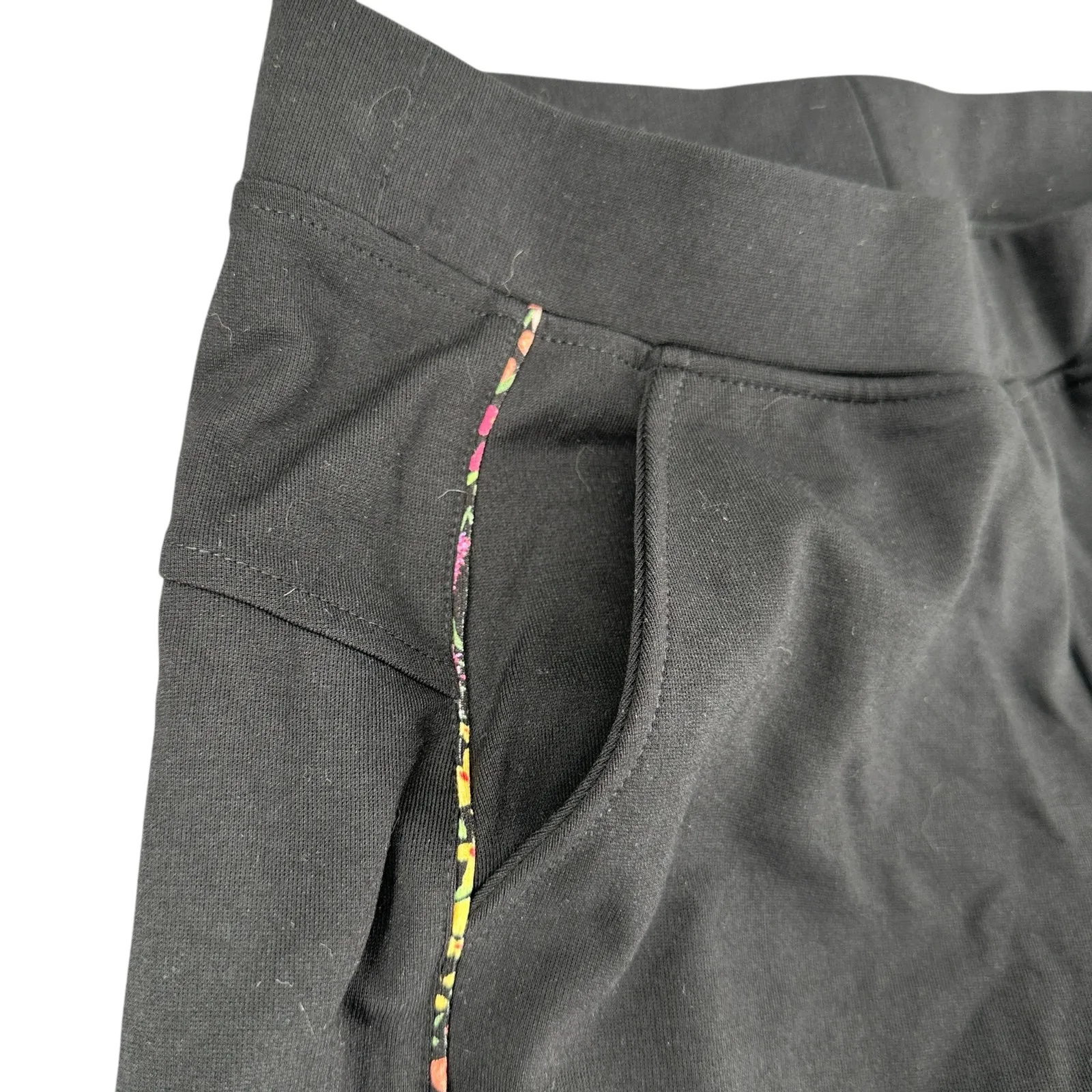 Saint + Sofia Black Leggings With Colorful Floral Stripe Size 6 Thick Waist Size M - Image 5