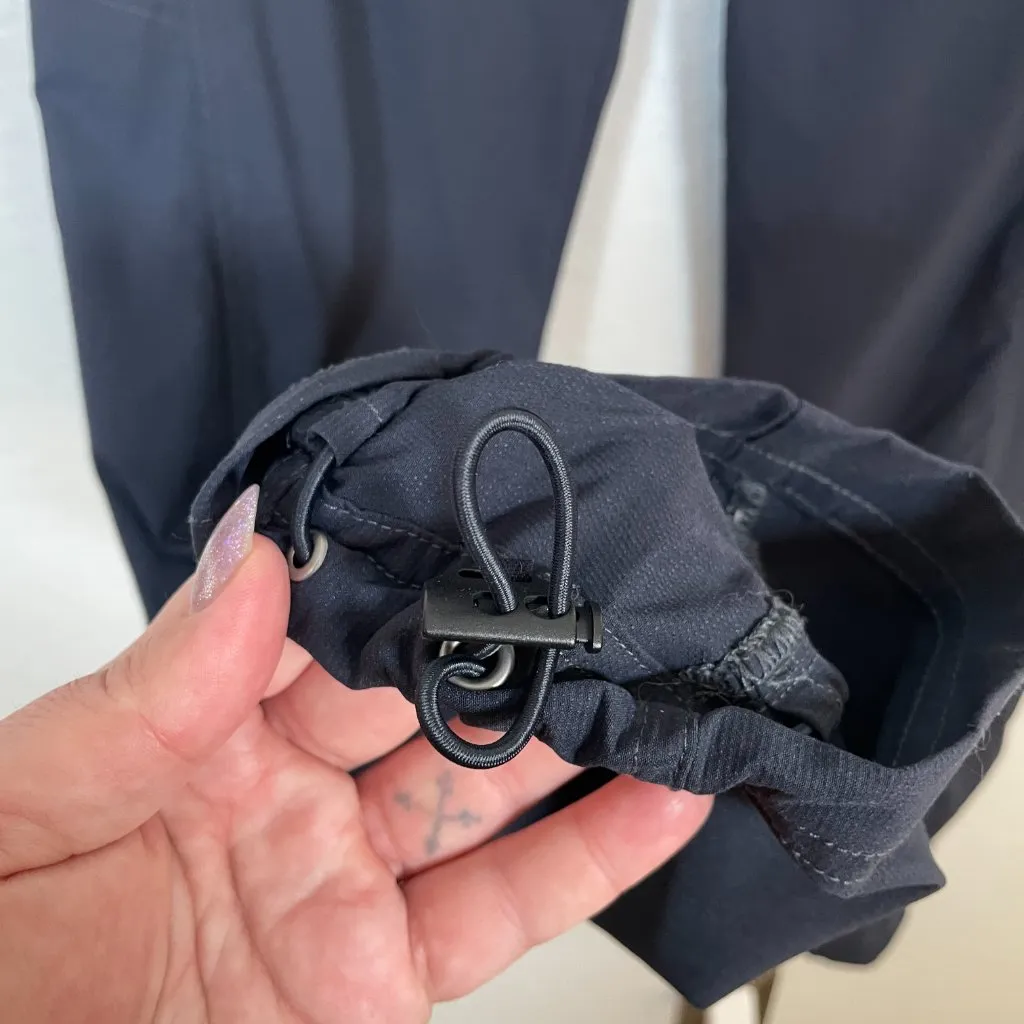 Title Nine Women 6 Navy Blue Clamber Pants Pockets Stretch Rock Climbing Gorp - Image 5