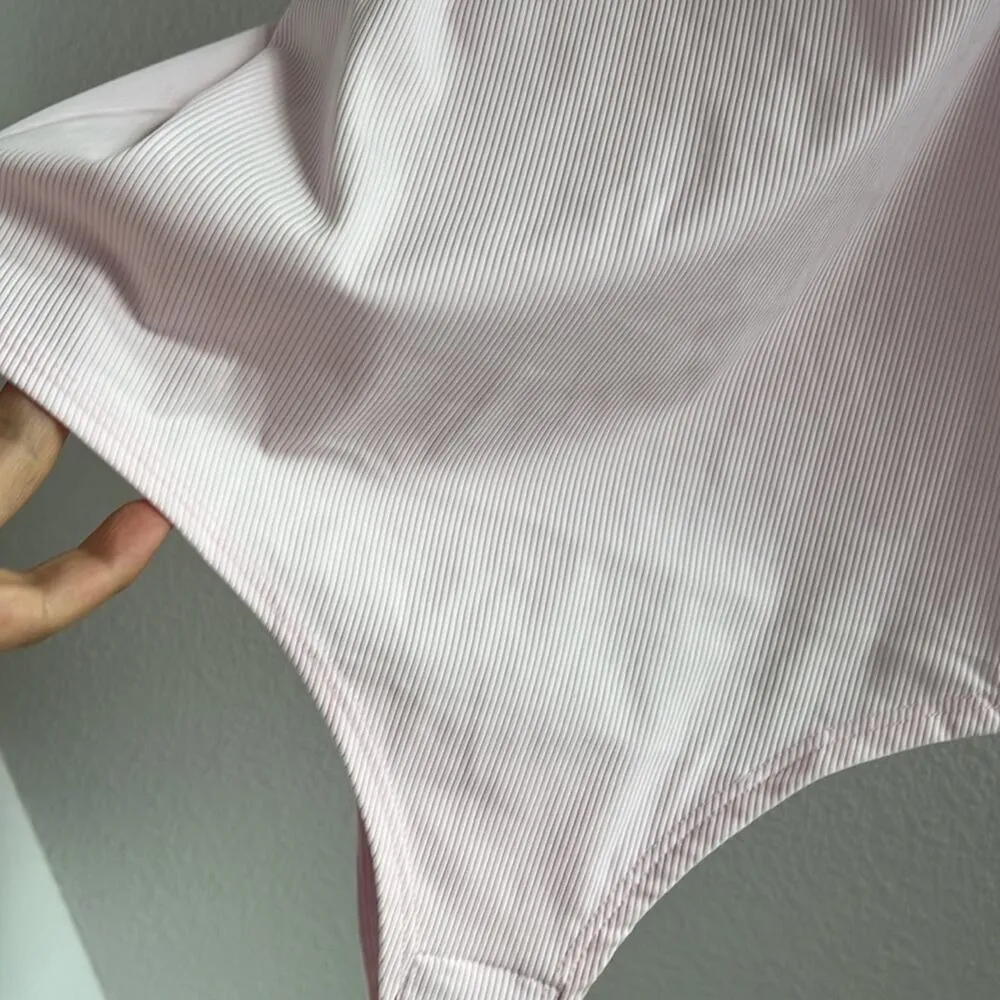 NWT Spanx Ribbed Cami Bodysuit Ice Pink 20360R Medium - Image 4