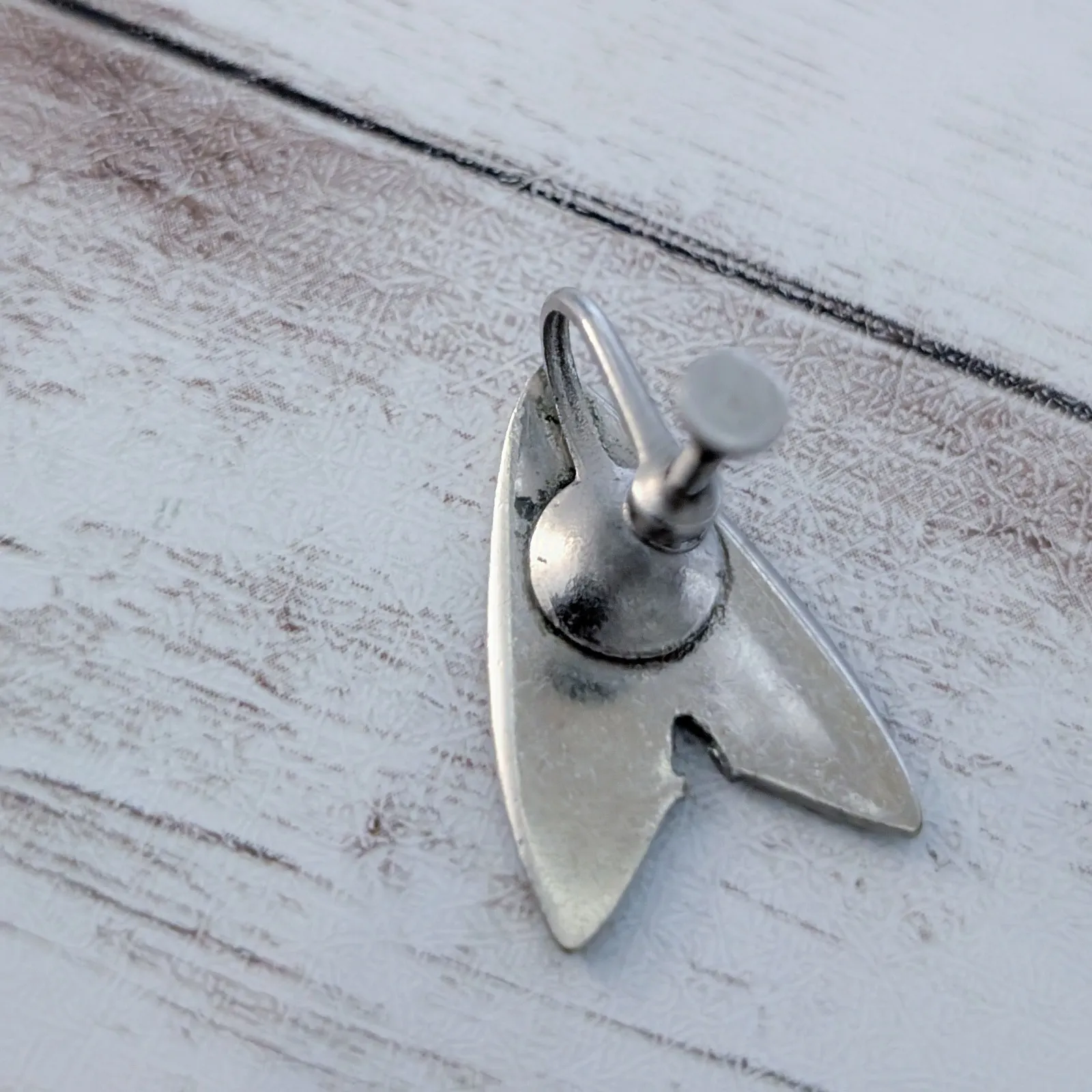 Vintage Screw On Earrings Arrow Shape - Image 5