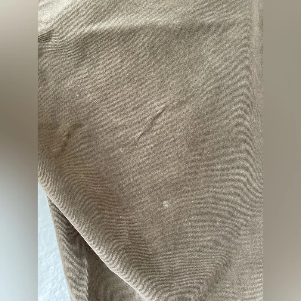 Vince Ankle/Cropped Pants Skinny Corduroy Chino Light Brown Women's; size 8 - Image 7