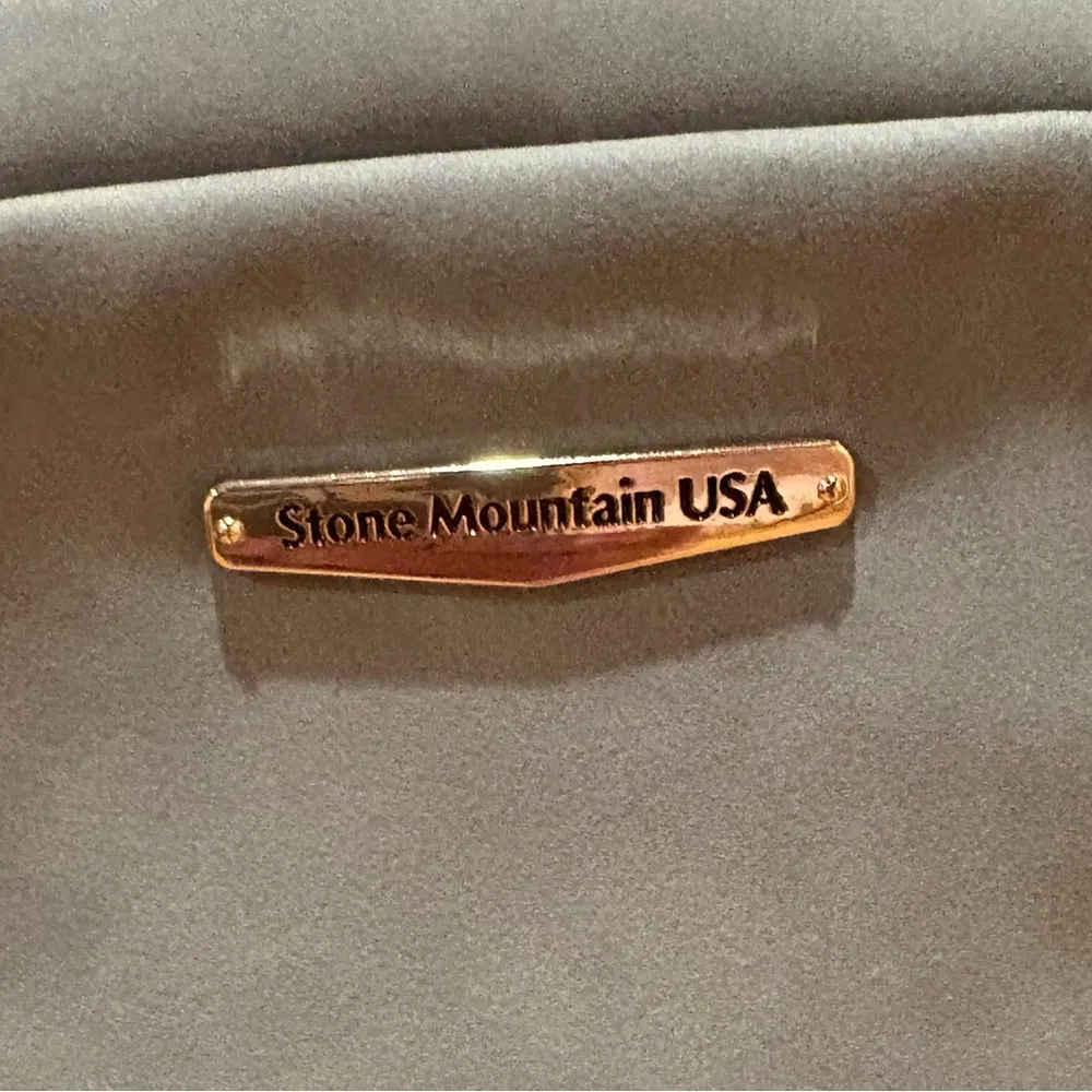 Stone Mountain Guitar Strap Catalina Camera Crossbody bag nubuck used once - Image 2