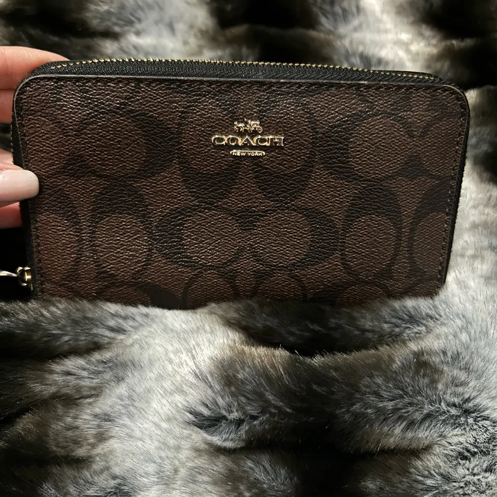 Coach Dark Brown Leather Wristlet - Image 5