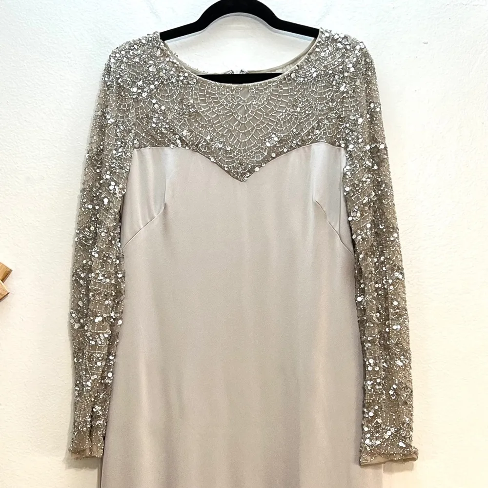Theia Embellished Long Sleeve Satin Gown Size 12 - Image 4