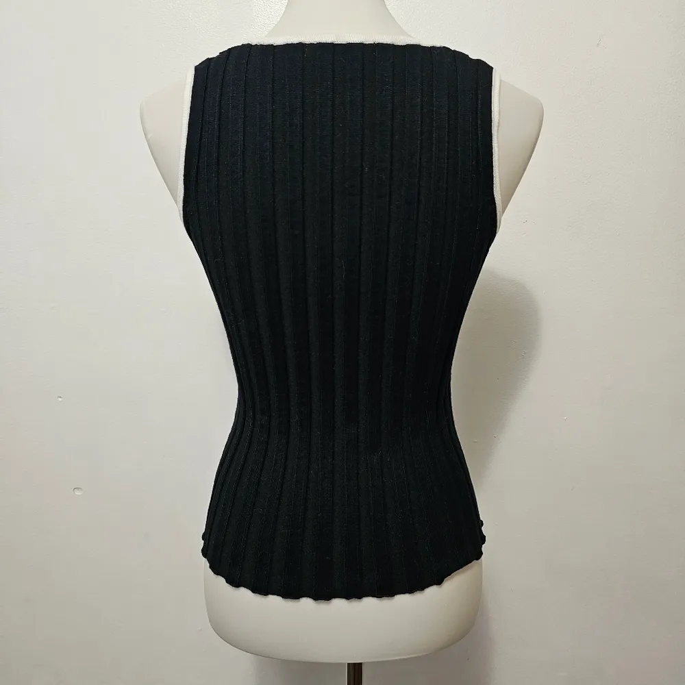 Belldini Black & White Ribbed Round Neck Sweater Tank Size Medium - Image 4