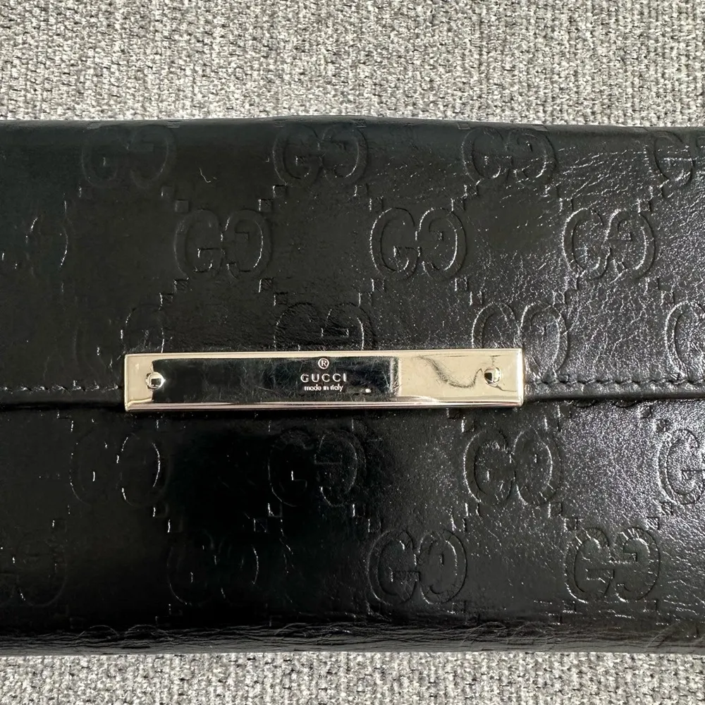 Authentic Gucci GG Signature Black Leather Continental Wallet - Image 2