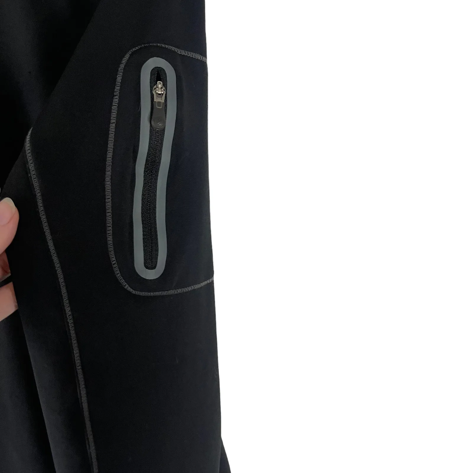 Columbia‎ Sportswear Women's Size Large Black Outdoor Athletic Sweater Jacket - Image 4