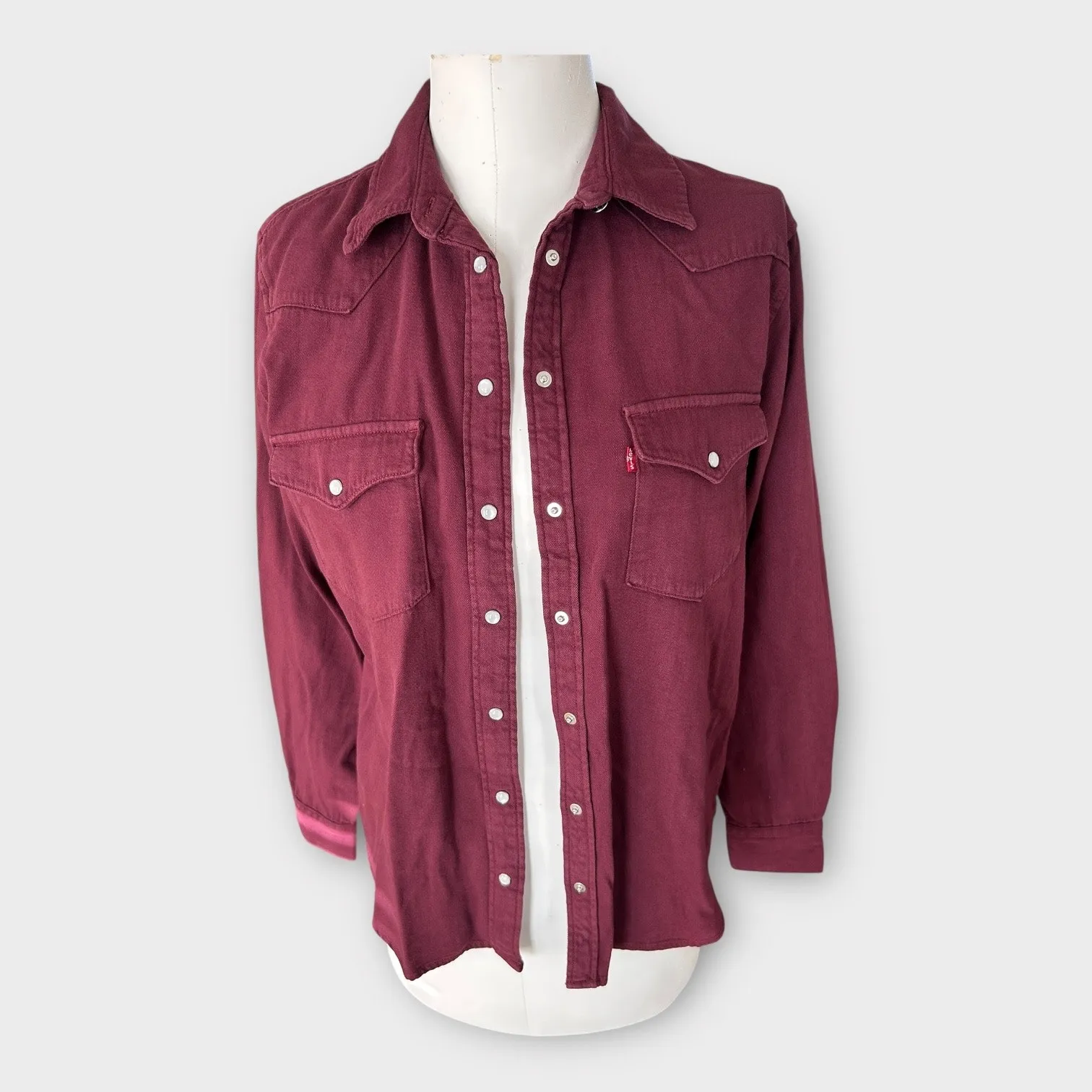 Levi's Western Pearl Snap Button Up Shirt Burgandy Women's sz Medium Western NWT Purple - Image 3