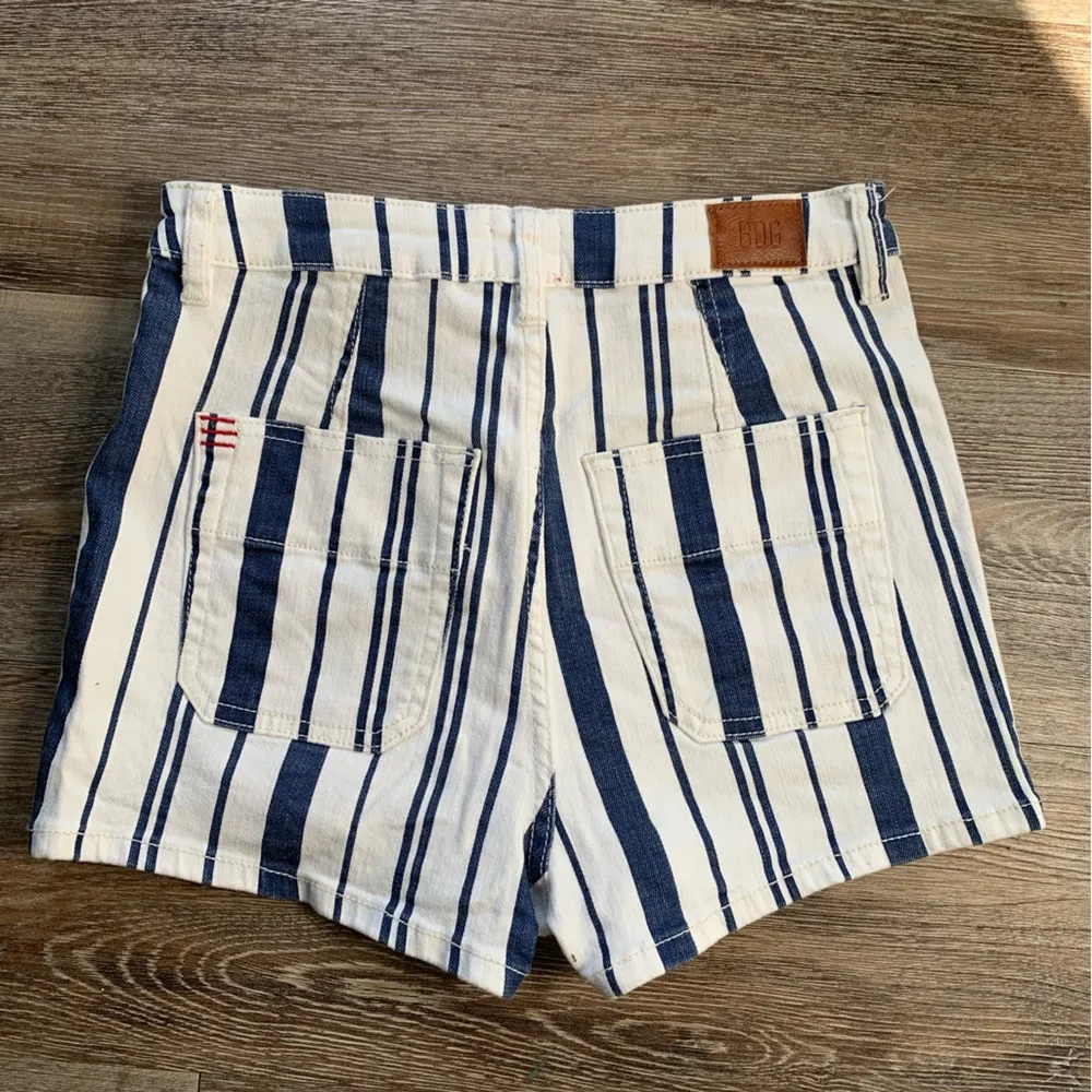 BDG Pin-up High Rise White & Blue Striped Shorts 28 - Image 6