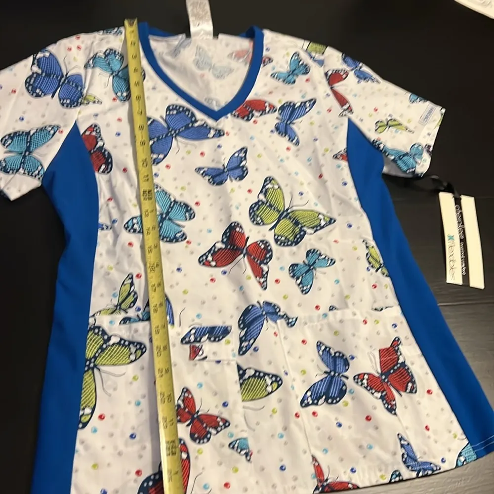 Cherokee flexibles butterfly scrub top - Image 2