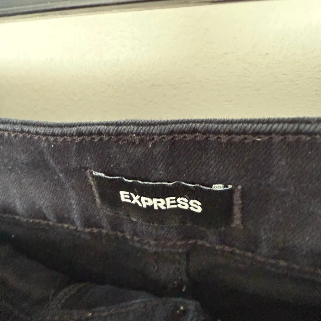 Express Women’s 4S Black Curvy Flare Jeans - Image 2