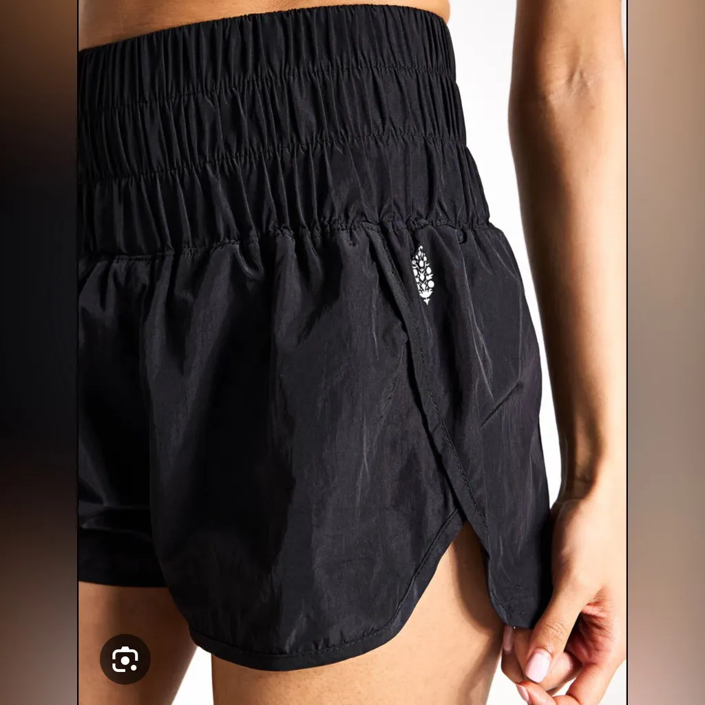 Free people FP movement The Way Home Shorts black sz M - Image 2
