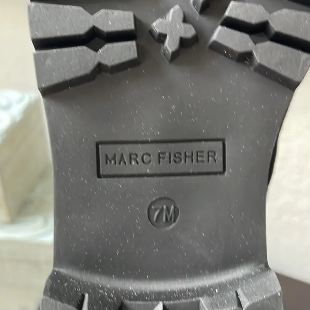 Marc Fisher Black Suede Faux Fur Lined Lace Up Ankle Boots Hobson Size 7 NEW - Image 6