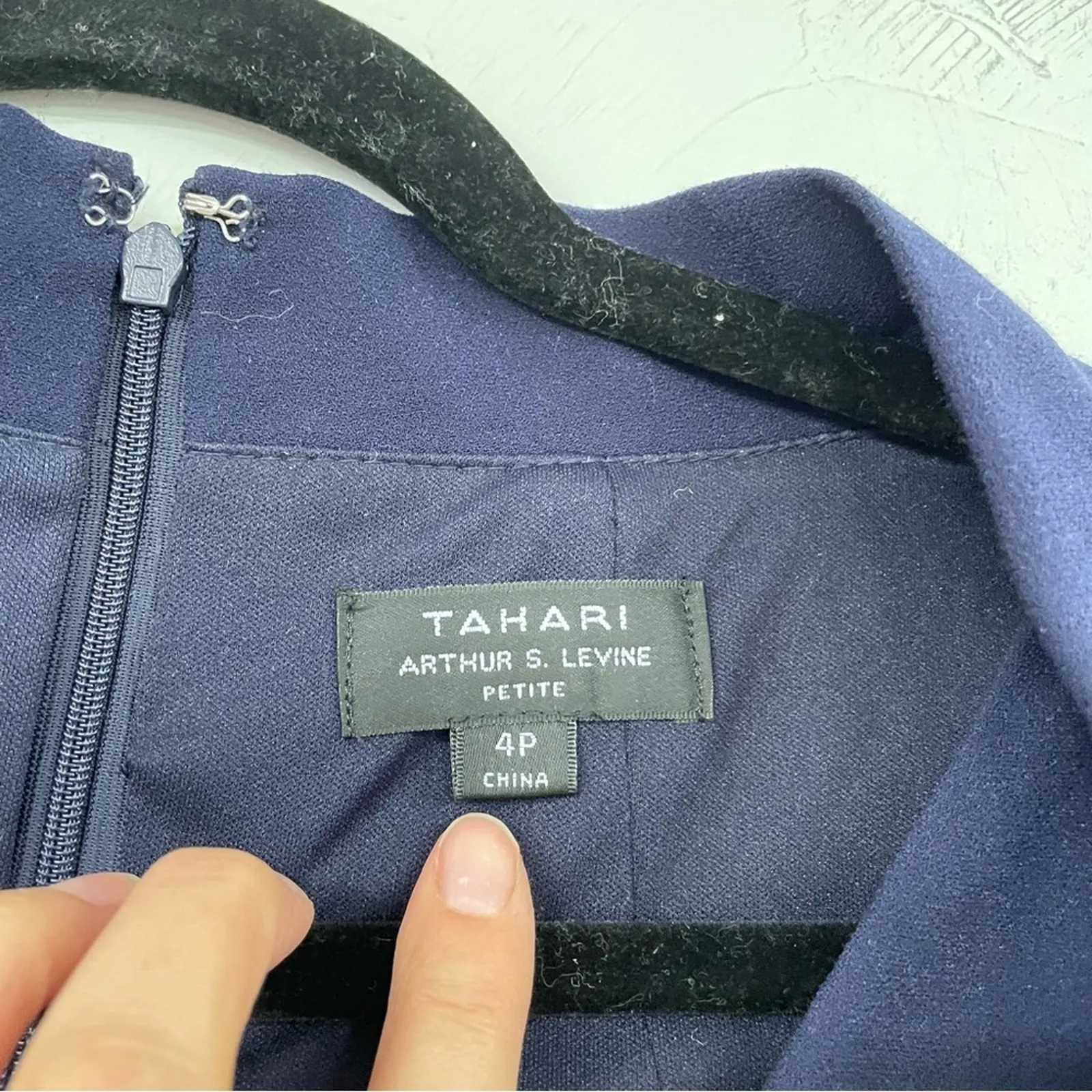 Tahari Arthur S Levine Navy Blue Cap Sleeve Sheath Dress Womens 4P Academia Mini - Image 2