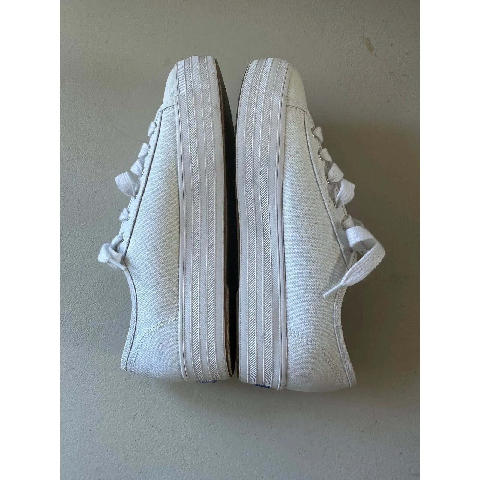 Keds WF57306 Triple Up Canvas Lace Up Cushioned Footbed Platform Sneakers 8 - Image 4