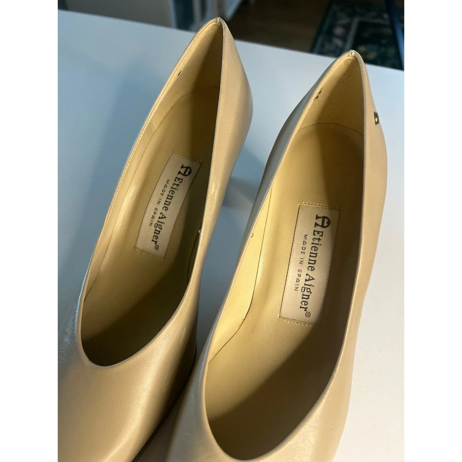 Etienne Aigner beige shoes. New 6.5 - Image 2