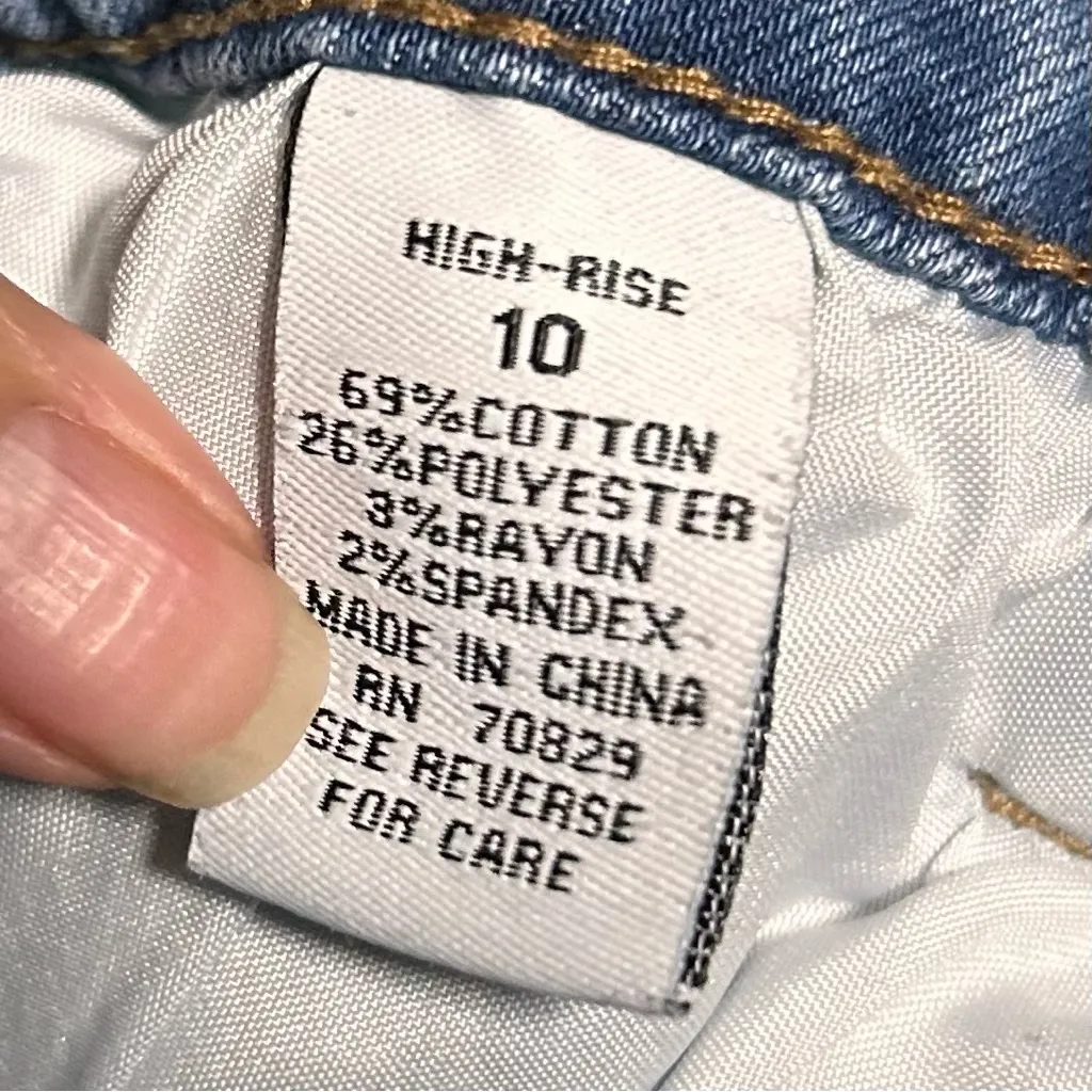 Rue21 High Waisted Stretchy Light Wash Distressed Skinny Jeans | Size: 10 - Image 5