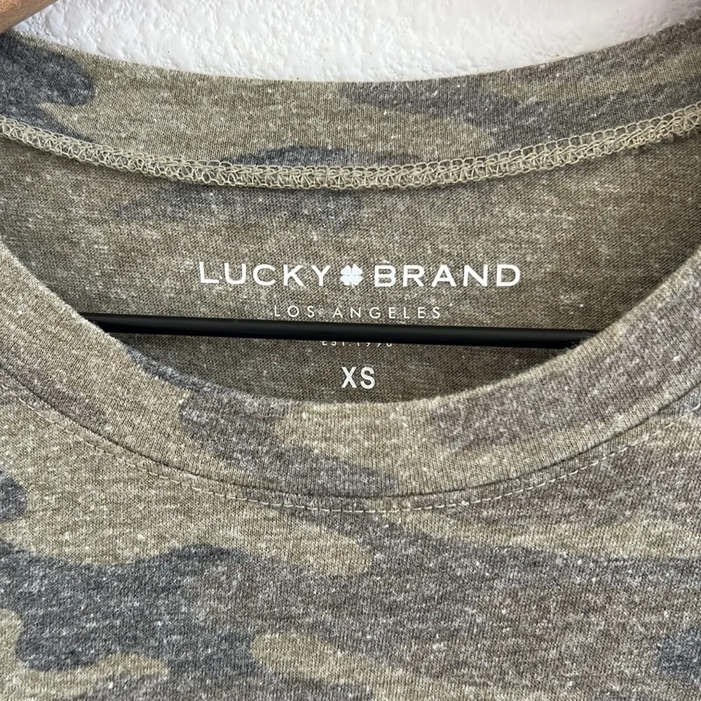 Lucky Brand Los Angeles Camouflaged Camo Graphic T-Shirt Tee Top Blouse XS - Image 4